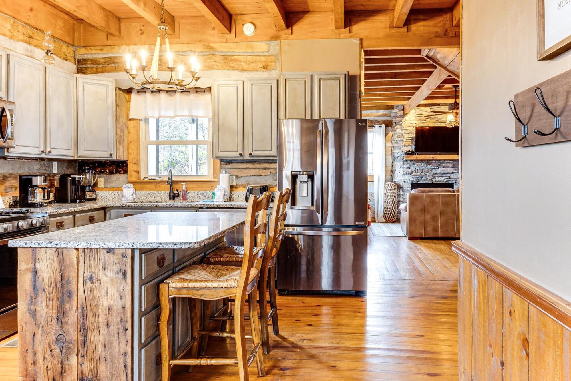 Spacious Gatlinburg Cabin With Hot Tub And Game Room! Exterior foto
